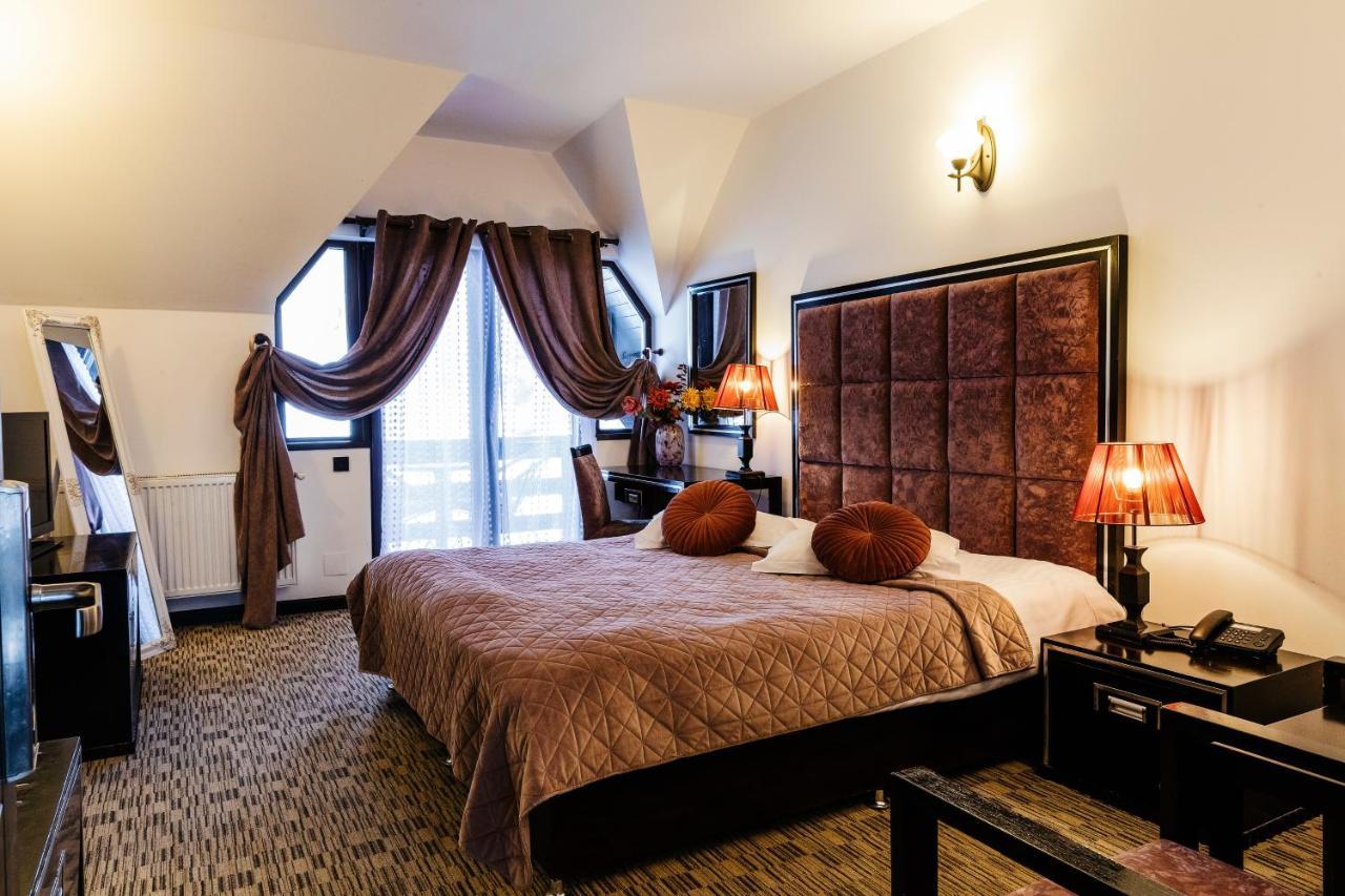 Contele Vladimir Hotel Bran  Ngoại thất bức ảnh