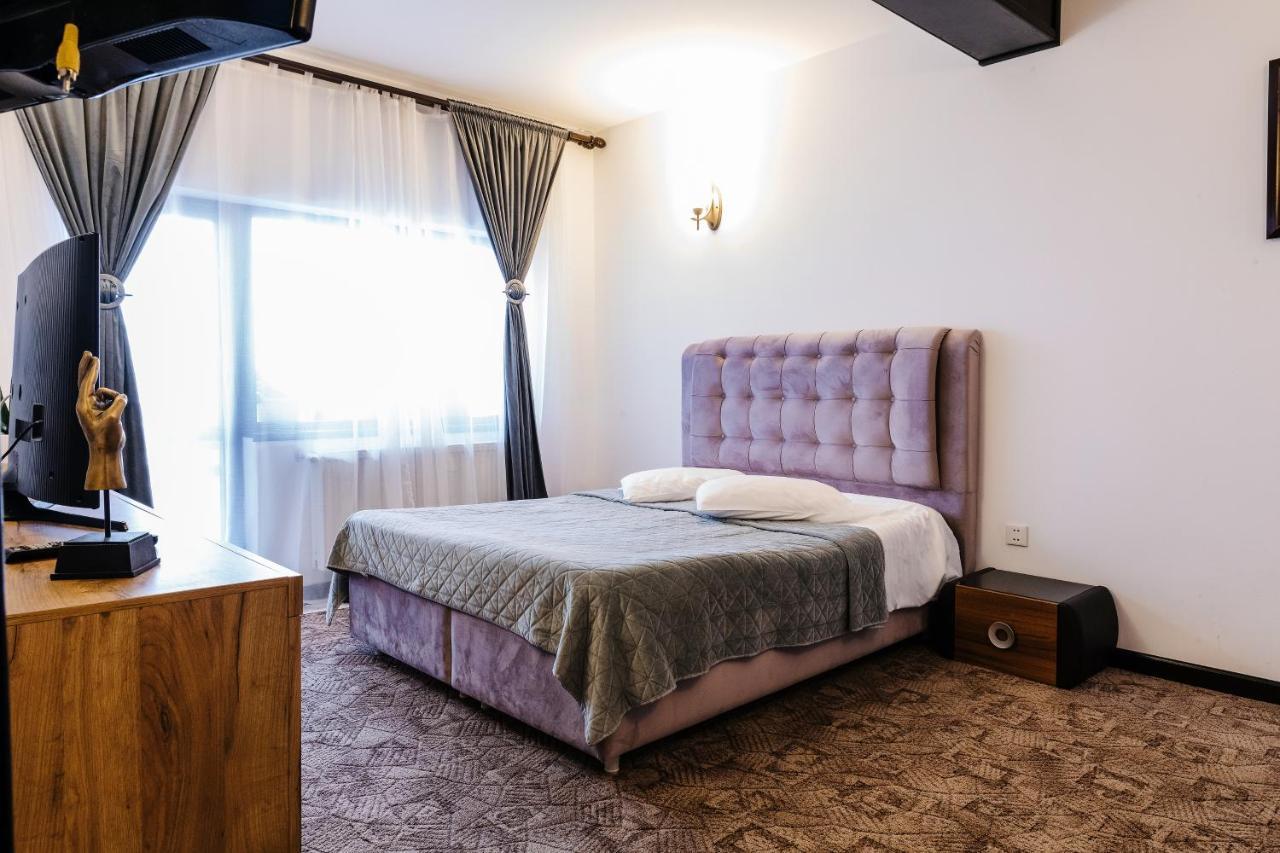 Contele Vladimir Hotel Bran  Ngoại thất bức ảnh