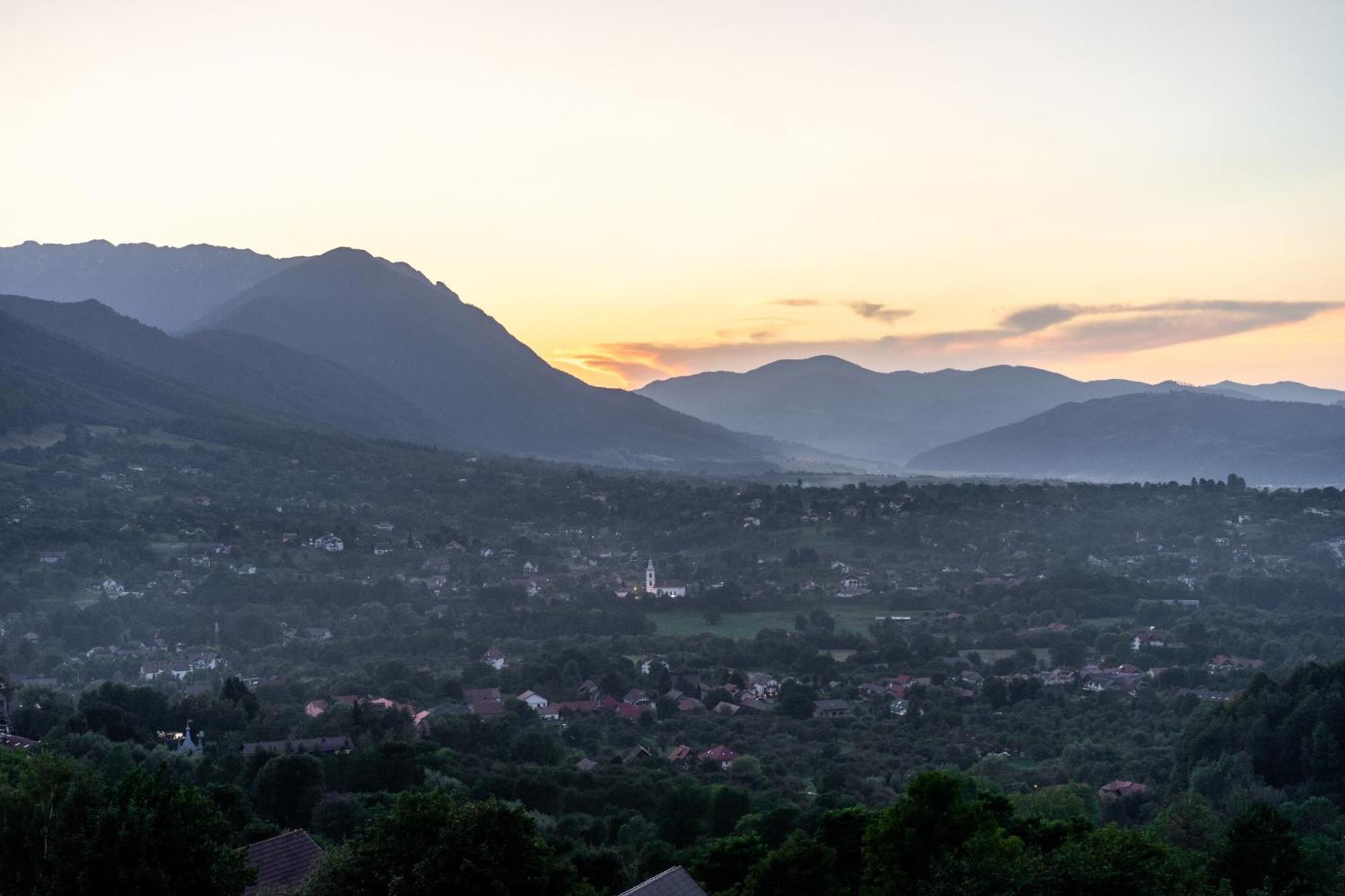 Contele Vladimir Hotel Bran  Ngoại thất bức ảnh